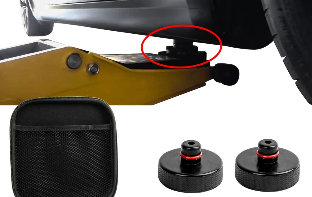 T Parts Lift Takozu ile kaldırılmış Tesla Model Y aracı, lastik rotasyonu sırasında yerden yükseltilmiş şekilde görülüyor.